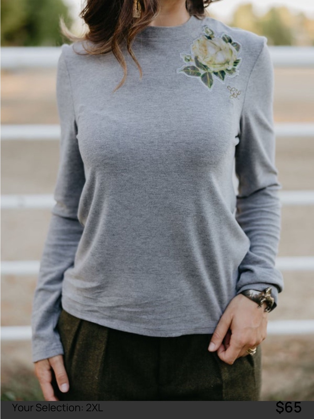 Women's Grey Long-Sleeve Floral Appliqué Tee